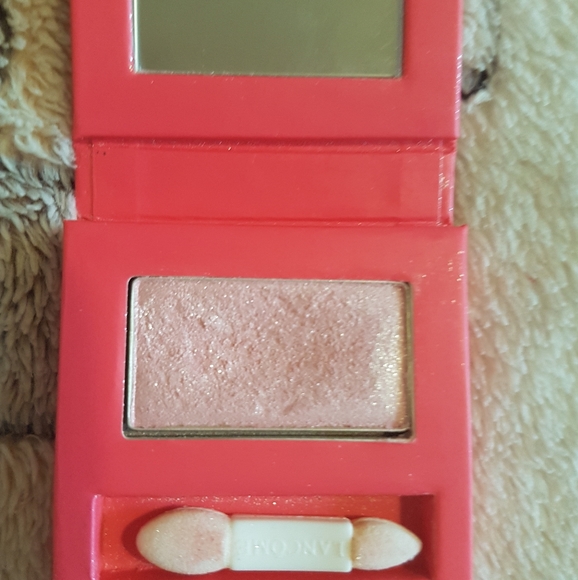 Lancome In Love eyeshadows - Picture 3 of 4